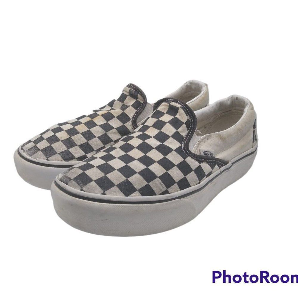Vans Black And White Checker Slip On Shoes Mens size 6.5; Womens Size 8